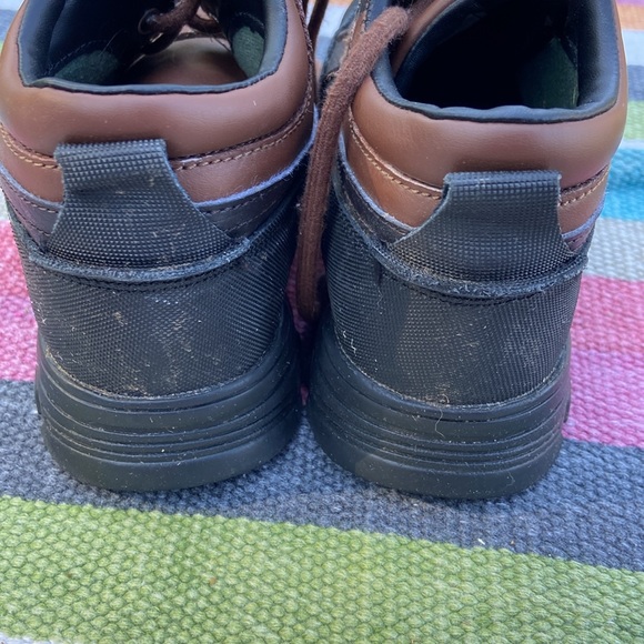 Like new boys waterproof duck boots, size 2 - Picture 5 of 8